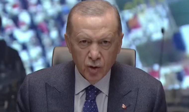 Erdoğan’ın, AKP oylarının yüzde 42’den 35’e düşmesine sinirlendiği iddia edildi: Partisini fırçaladı