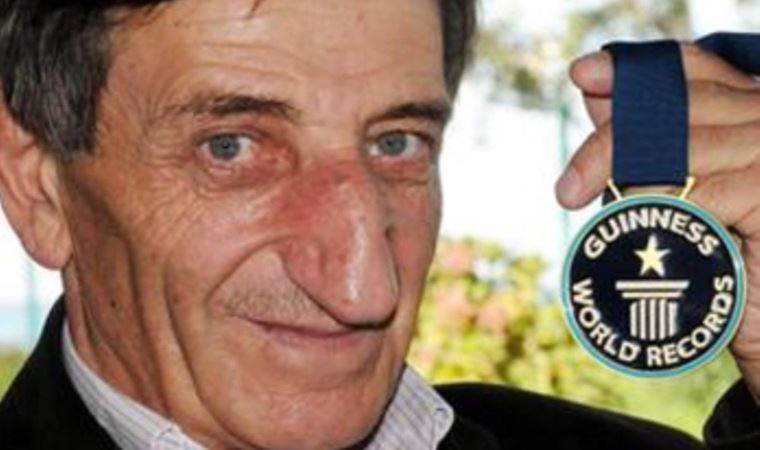 Dünyanın en uzun burunlu insanı hayatını kaybetti