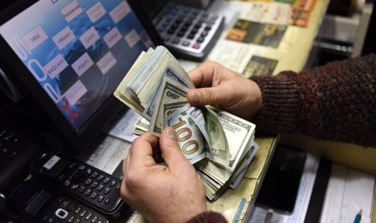Nakit akışı bozuldu: Kendi dövizine ulaşamayan var