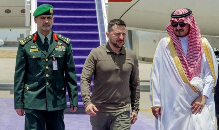 Ukrayna Devlet Başkanı Zelenski, Suudi Arabistan’da olduğunu açıkladı