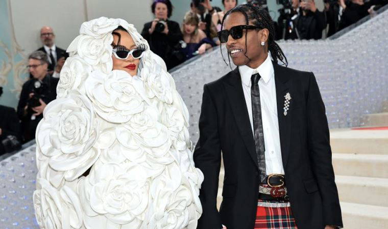 Met Gala 2023: Merakla beklenen gecede Karl Lagerfeld’a saygı duruşu