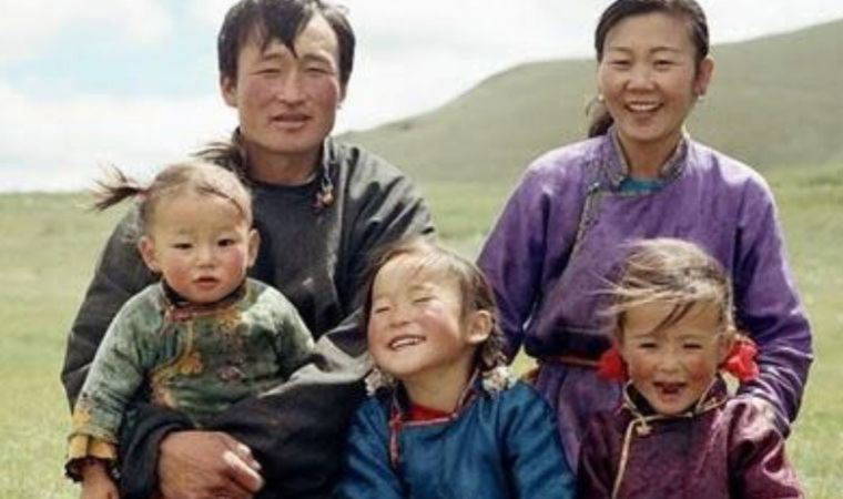 Sarı Köpeğin Yuvası filmi konusu nedir, nerede çekildi? Sarı Köpeğin Yuvası filmi oyuncuları kimler?