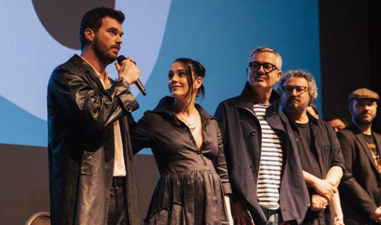 Ünlü oyuncu Funda Eryiğit anne oldu