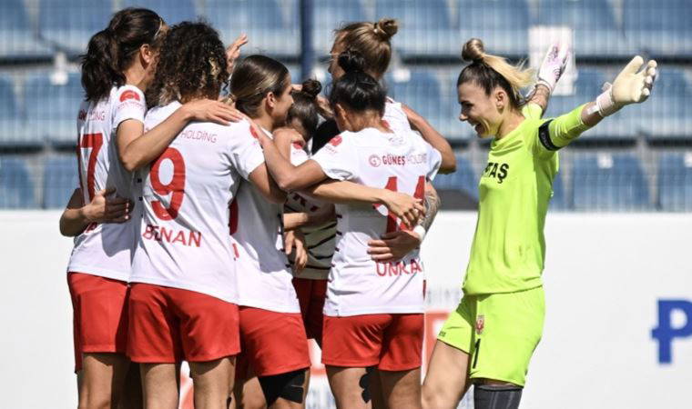 Kadın Futbol Süper Ligi'nde finalin adı kondu