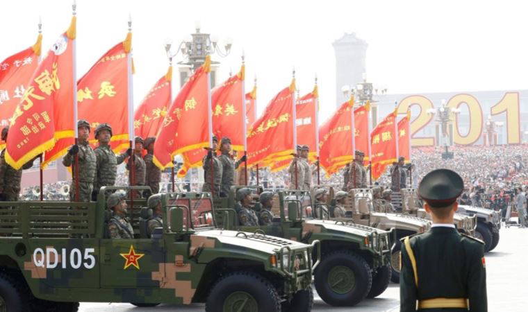 Orduyla ilgili şaka yapan komedyen, 2 milyon dolar cezaya çarptırıldı