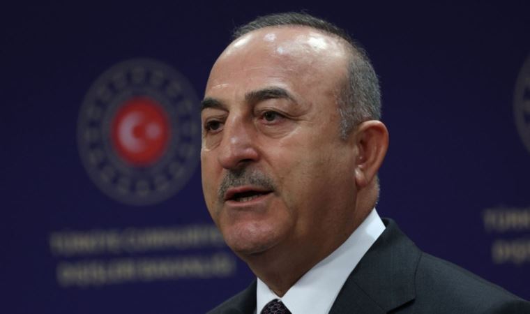 Çavuşoğlu'ndan canlı yayında Suriyeli itirafı: Babamın koyunları var, 'çoban bulamıyorum' diye söyleniyor