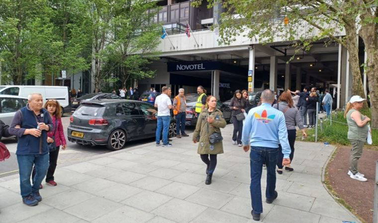 İngiltere’de seçimlerin ikinci turuna ilgi büyük