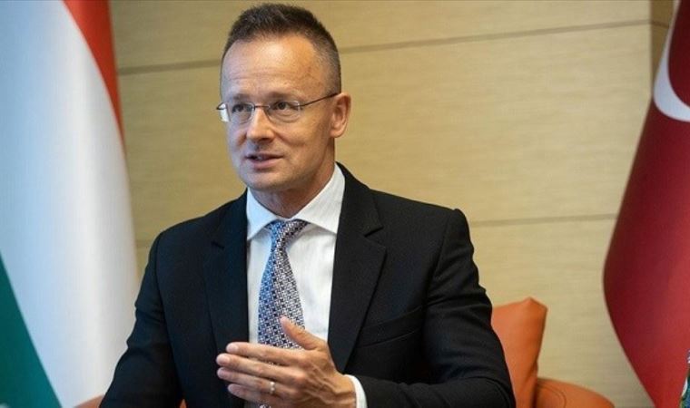 Macaristan: Yaptırımlarla kendi ayağımıza ve ciğerimize kurşun sıktık