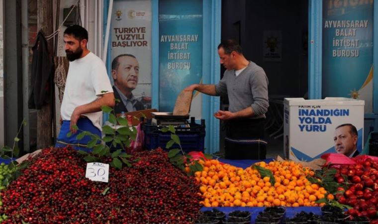 AKP'li kaynaklar Reuters'a konuştu: 'Ekonomi planı AKP'yi ikiye böldü'