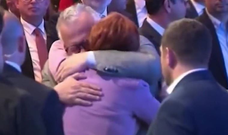 Celal Şengör, Meral Akşener'e sarılıp ağladı