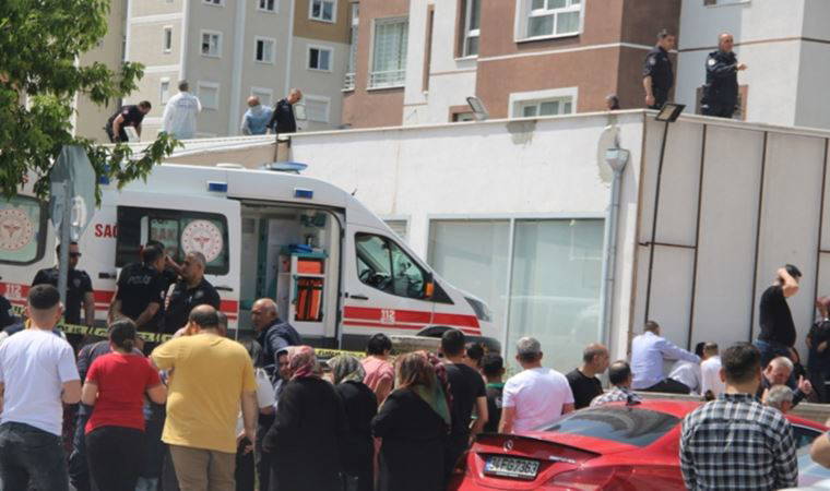 Kayseri'de çocuğunu kurtarmak isteyen anne, kucağındaki çocuğu ile 13. kattan düştü: 3 ölü