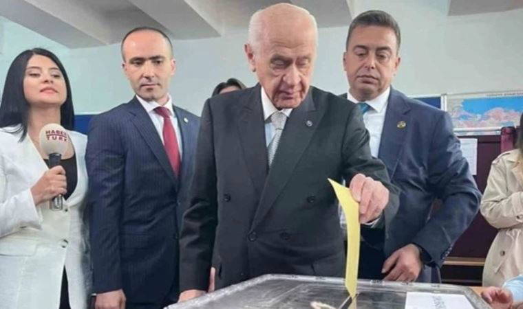 Bahçeli'nin oy kullandığı sandıktan Kılıçdaroğlu birinci çıktı (28 Mayıs 2023)
