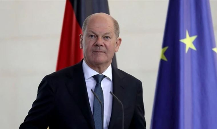 Almanya Başbakanı Scholz, Solingen faciasında hayatını kaybeden 5 Türk'ü andı