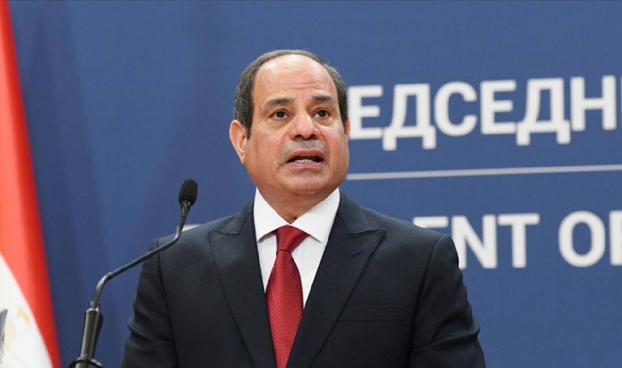 Egypt’s president receives message from Sudan’s army chief amid clashes