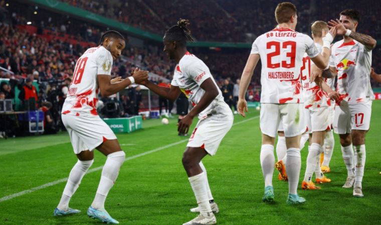 RB Leipzig 5 golle finale yürüdü