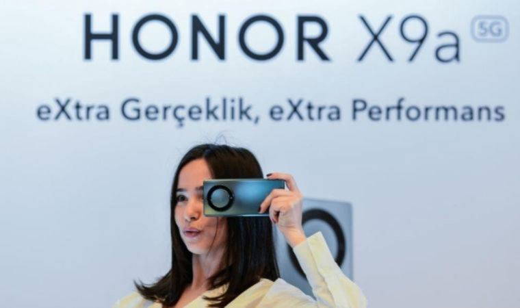 Honor yeni akıllı telefonunu Türkiye'de tanıttı
