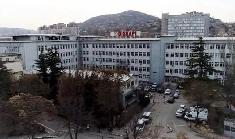 İhale sürecinde belirsizlik sürüyor, hastaneler çürümeye bırakıldı: ‘Alıştıra alıştıra kapatıyorlar’