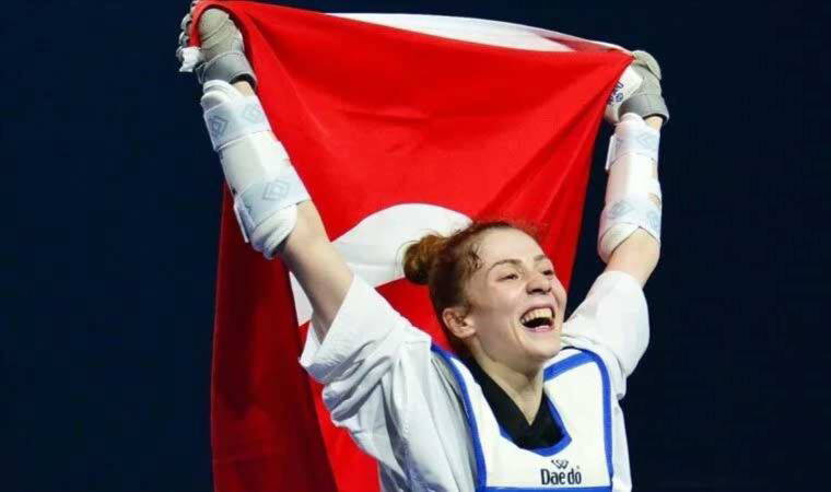 Merve Dinçel, Dünya Tekvando Şampiyonası'nda altın madalya kazandı