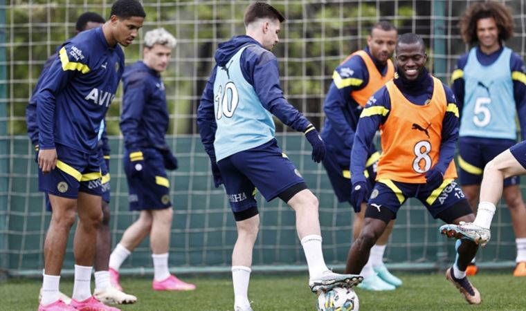 Kamp kadrosu açıklandı: Fenerbahçe'de 6 eksik!