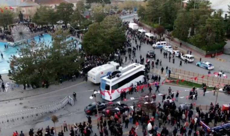 Nevşin Mengü'den 'Konya' uyarısı: Pankartların kesilip indirildiği aktarılıyor