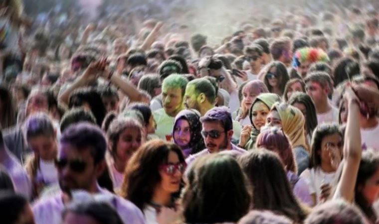 Gezici Araştırma Merkezi Başkanı Murat Gezici, genç seçmenin beklentilerini açıkladı: Özgürlükçü ortam istiyorlar