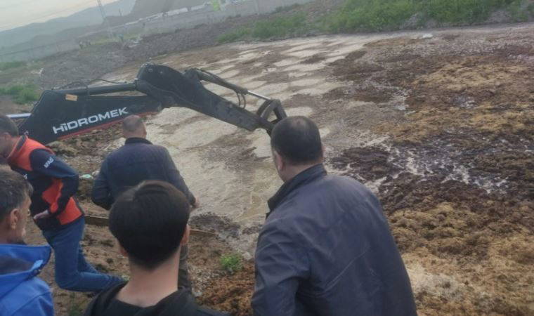 Ağrı'da fosseptik çukuruna düşen Miray Asel, yaşamını yitirdi