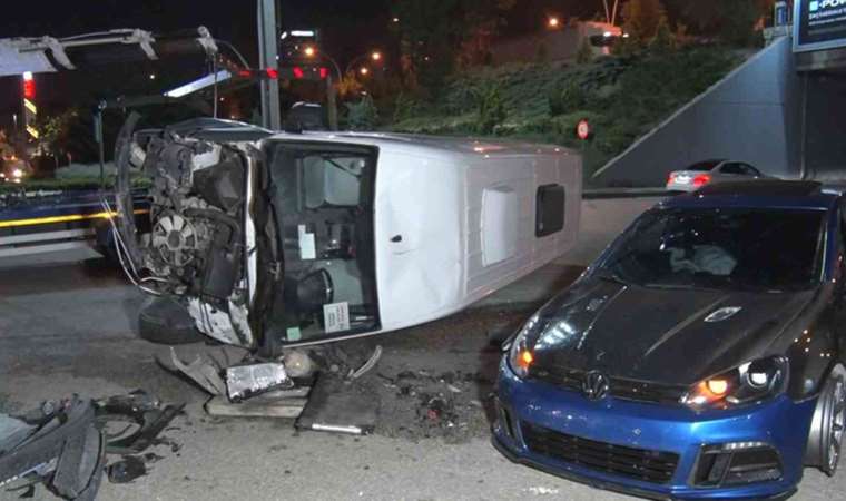 Ankara'da feci kaza... Personel servisi ile otomobilin çarpıştı: Yaralılar var!
