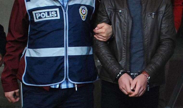 Konya merkezli 2 ilde FETÖ operasyonu: 4 gözaltı