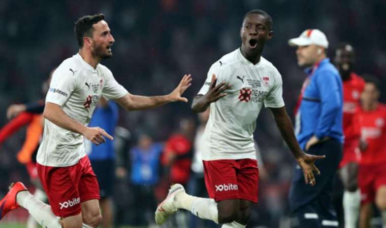 UEFA Avrupa Konferans Ligi'nde sezonun golü Sivasspor'dan!