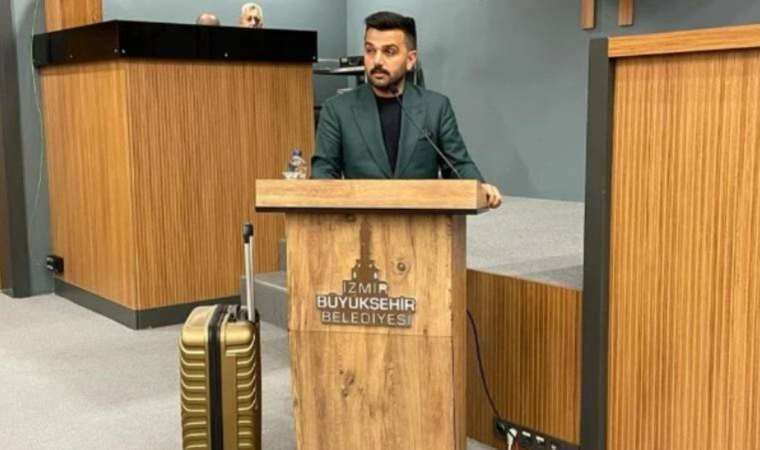 İzmir Büyükşehir Belediye meclisinde gerginlik: AKP’li üye CHP’li üyeyi yere düşürdü