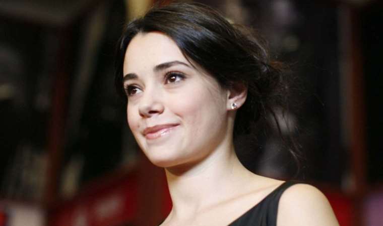 Eşinin ölümüyle sarsılmıştı... Özgü Namal 9 yıl sonra setlere dönüyor