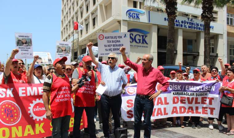 Emekliler bayram ikramiyesi için meydanlarda: Asgari ücretin altına düşmesin!