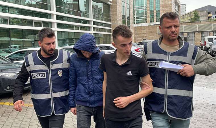 Samsun’da 2 milyon liralık kablo çalarken yakalandılar
