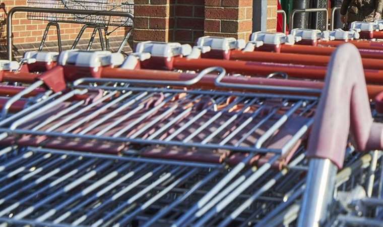 İngiliz askerler geçinmek için gıda bankalarından alışveriş yapıyor