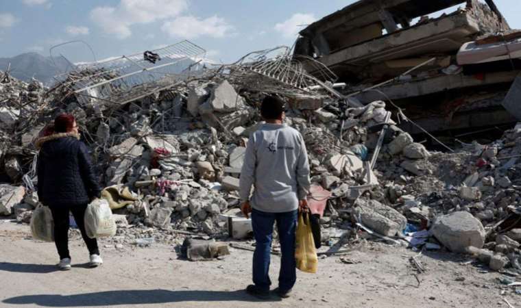 Depremzede yetkili bulamıyor