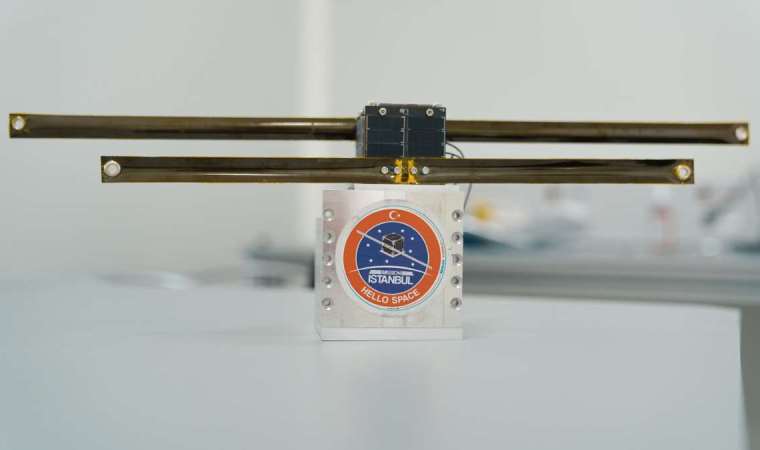 Hello Space'in ilk test cep uydusu 'İstanbul' uzaya fırlatıldı