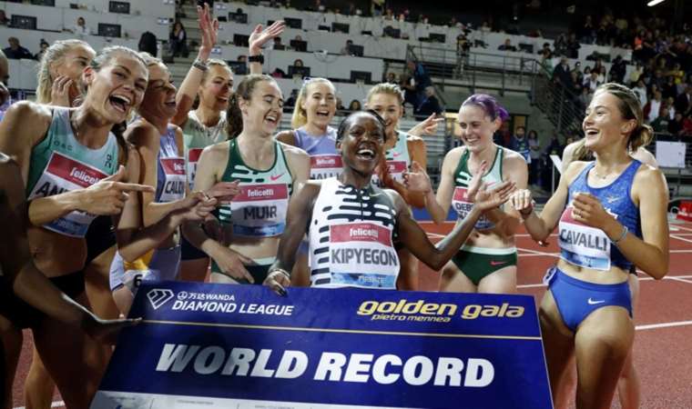 1 haftada 2 dünya rekoru kıran Faith Kipyegon babasına verdiği sözü tutacak