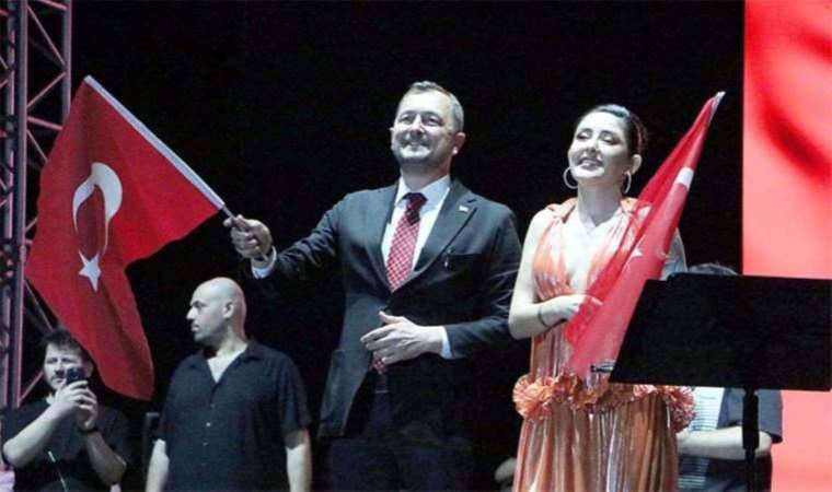 Melek Mosso konseriyle gündeme gelmişti: AKP'li Süleymanpaşa Belediye Başkanı Cüneyt Yüksel istifa etti