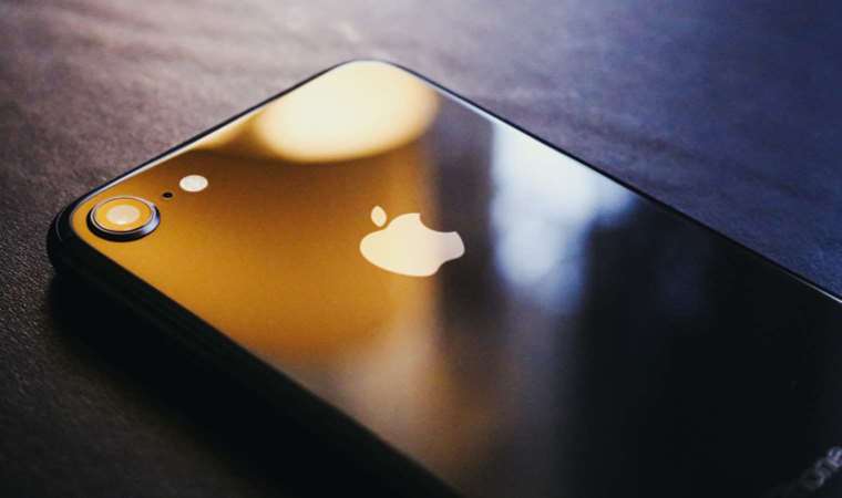 Apple kararını verdi, o telefonların fişini çekiyor: Artık güncellenmeyecek!