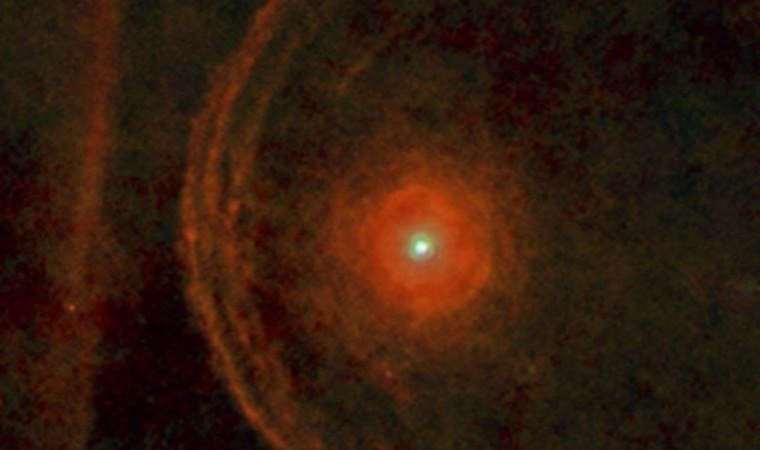 Betelgeuse süpernovanın eşiğinde: Patlarsa Dünya'da neler olacak?