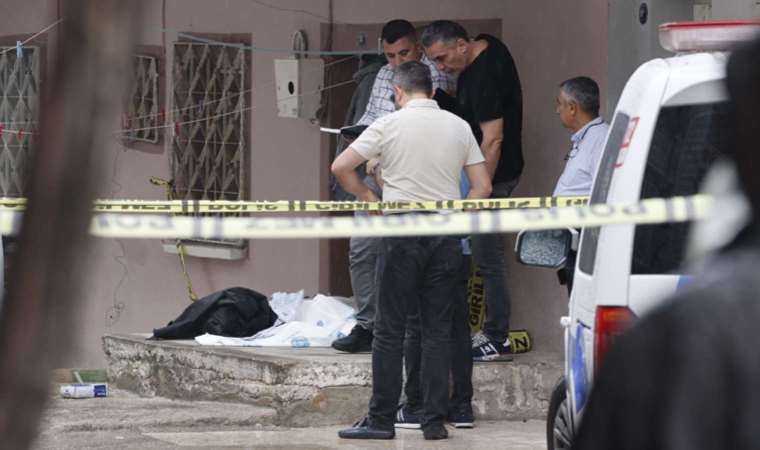 İzmir Bayraklı'da sır olay! Derin dondurucuda dört şahsın cansız bedeni bulundu