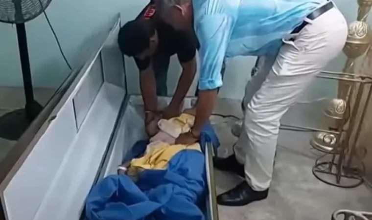 Kendi cenaze töreninde canlanan kadın öldü