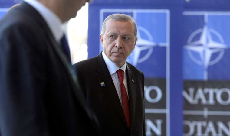 The Economist: Erdoğan'ın iktidarı, NATO'daki serseri mayınlardan biri