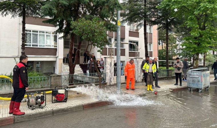 Çorum'u sağanak vurdu: 245 ev ve işyerini su bastı