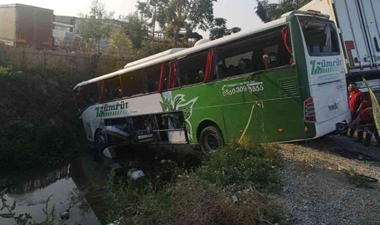 Mersin’de yolcu otobüsü önce kamyona, ardından tıra çarptı: 1 ölü, 28 yaralı