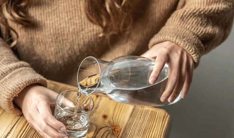 Diyetisyen Uç: 'Günlük ortalama 3 litre su tüketmeliyiz'