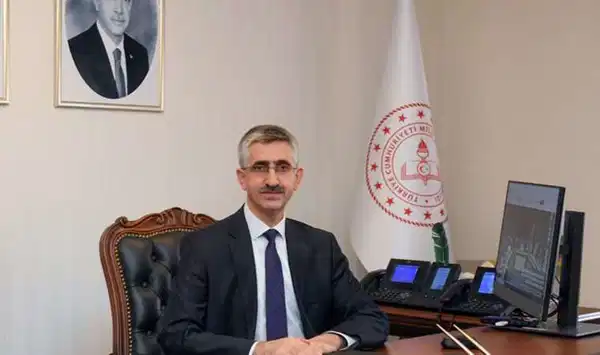 Nazif Yılmaz kimdir? Milli Eğitim Bakanlığı Bakan Yardımcısı Nazif Yılmaz kaç yaşında, nereli?