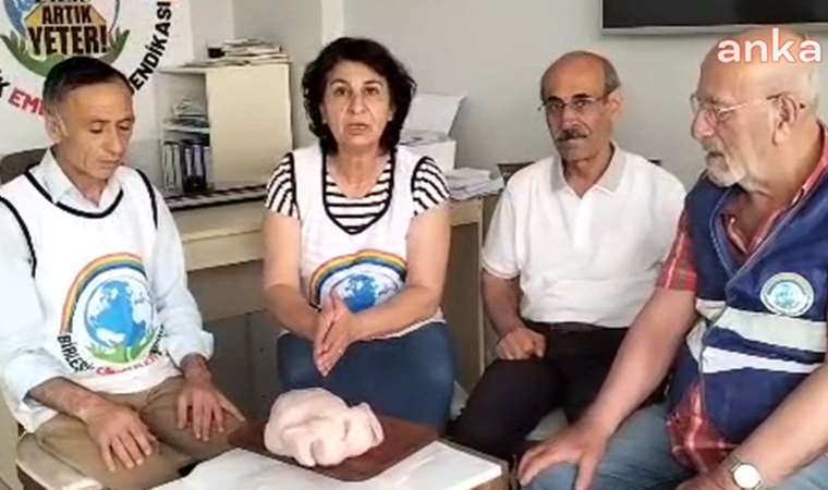 Emeklilerden ilginç protesto: Kurban Bayramı için ‘sembolik tavuk’ kestiler