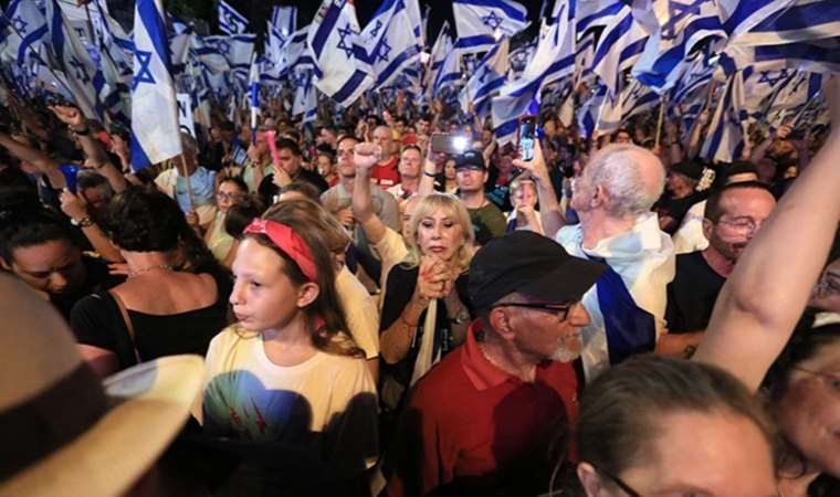 İsrailliler, yargı düzenlenmesine karşı yine meydanlarda