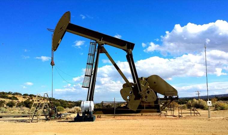 Oil up after ‘attempted armed rebellion’ in Russia prompts supply fears